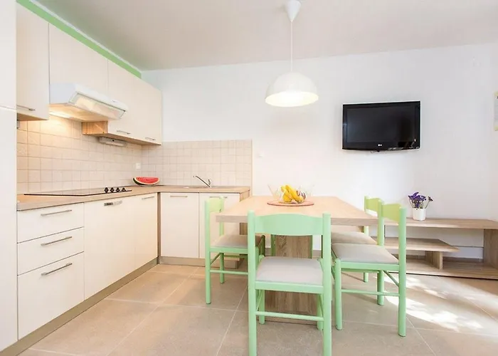 200 Meter Bis Zum Kristallklaren Apartman Baška